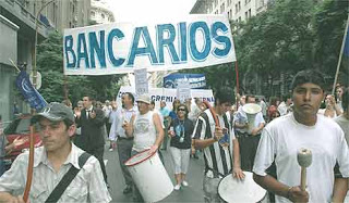 trabajadores bancarios