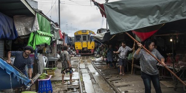 Mercado del Tren de Maeklong.